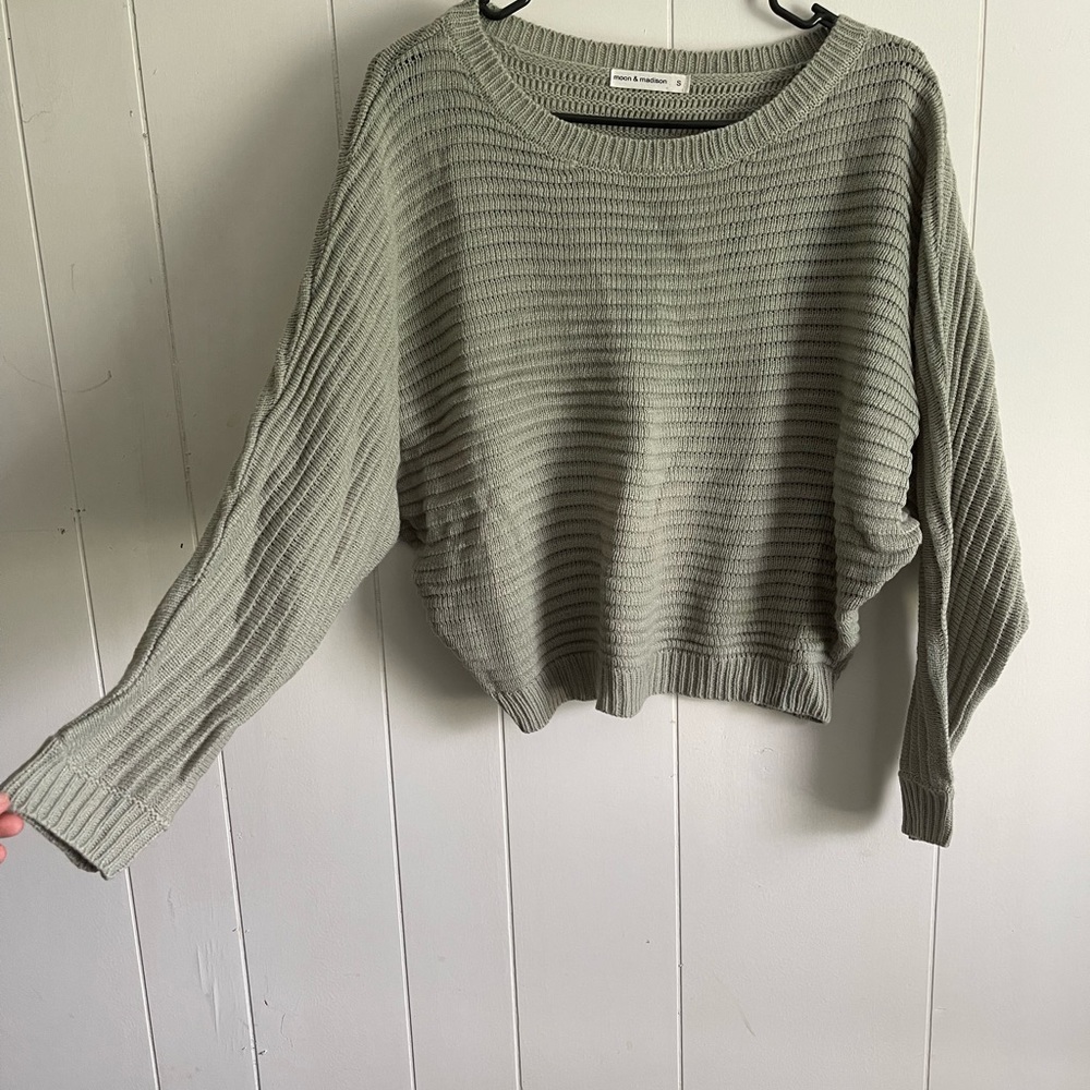 Moon & Madison sweater